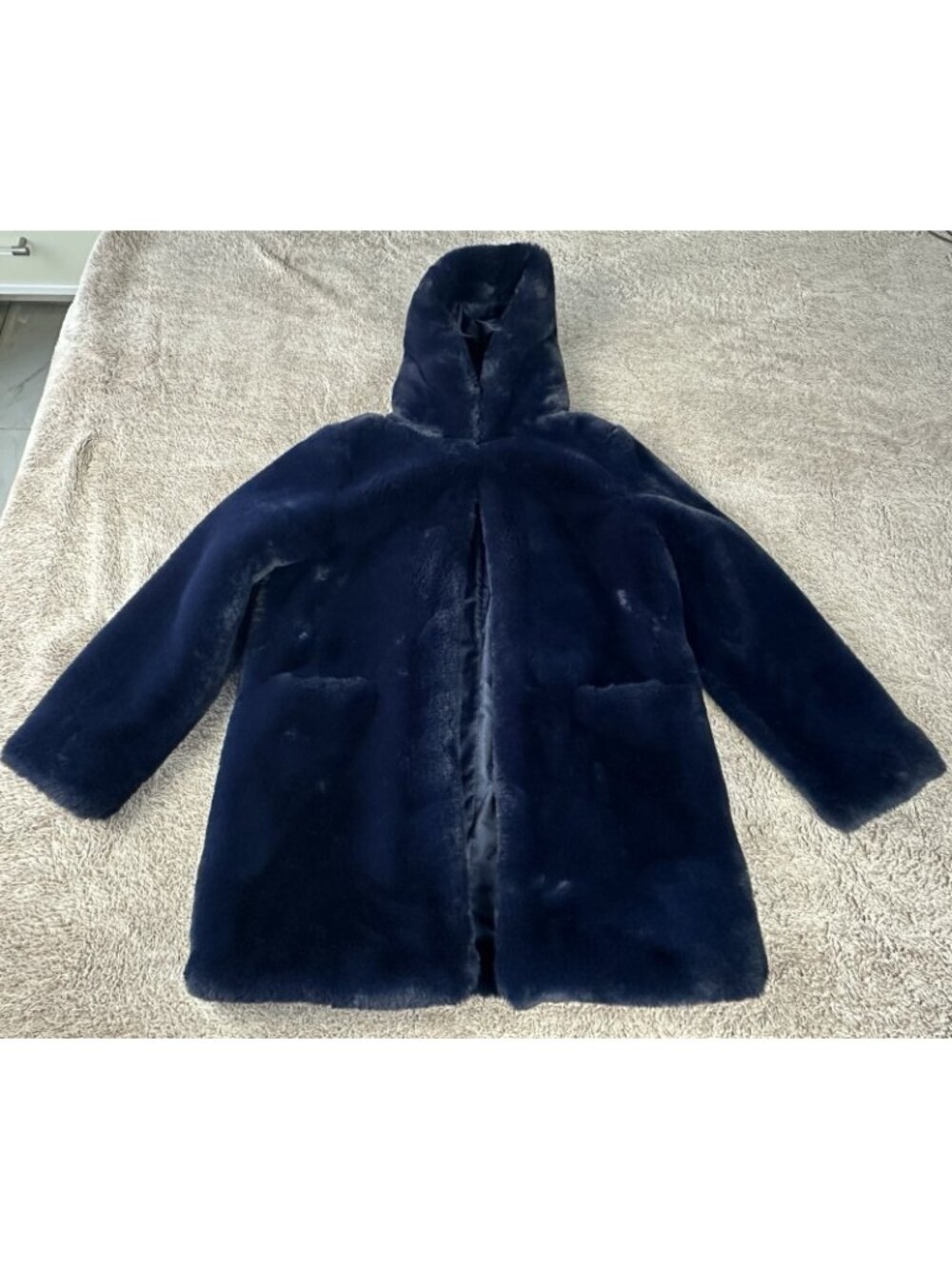 APPARIS Goldie Navy Blue Faux Fur Hooded Coat Jacket Size S Small Plush Winter - Picture 4 of 14